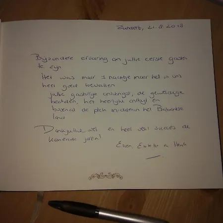 De Raamberg 住宿加早餐酒店 Zundert